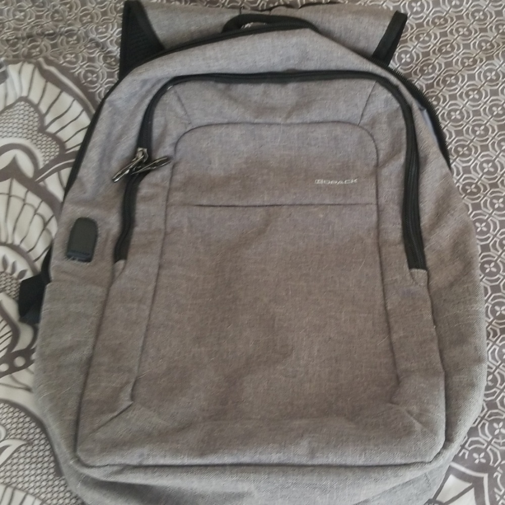15.6" Laptop Backpack